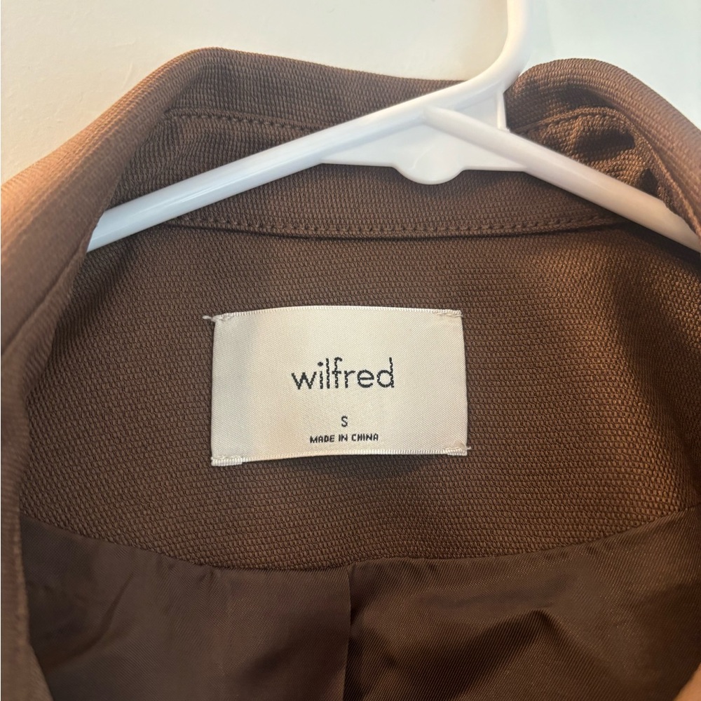 Aritzia Wilfred Little cropped jacket, size small - Picture 2 of 3